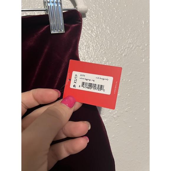 Spanx Velvet Leggings Womens XSmall Burgundy Red Velour Pull On Pants 2070 NEW - Picture 3 of 6